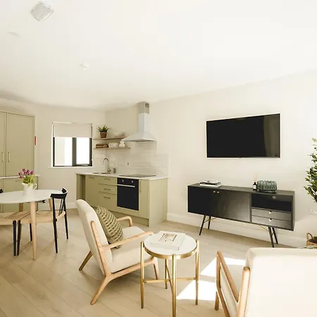 The Old Schoolhouse - The Courtyard Apartment Donegal Town