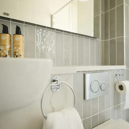 شقة The Old Schoolhouse - The Courtyard Donegal Town