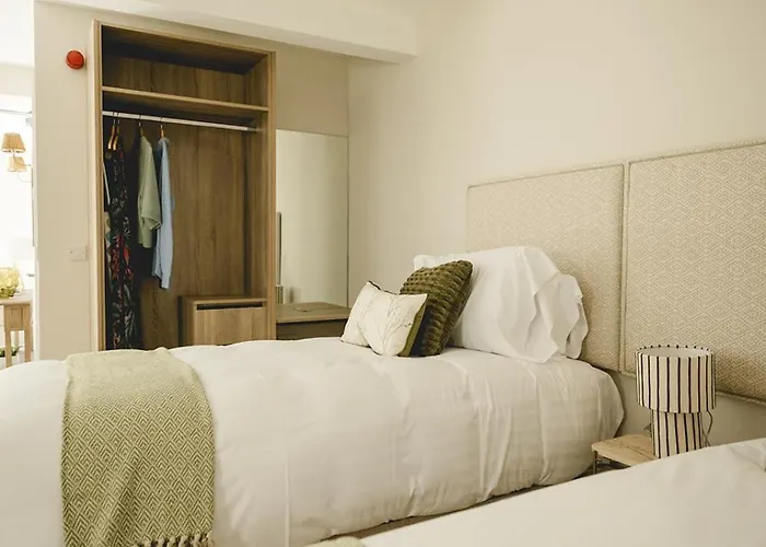 Апартаменты The Old Schoolhouse - The Courtyard Донегол