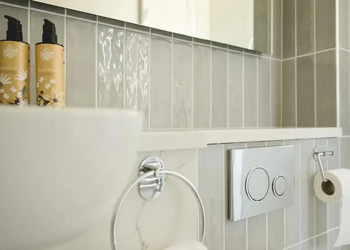 Апартаменты The Old Schoolhouse - The Courtyard Донегол